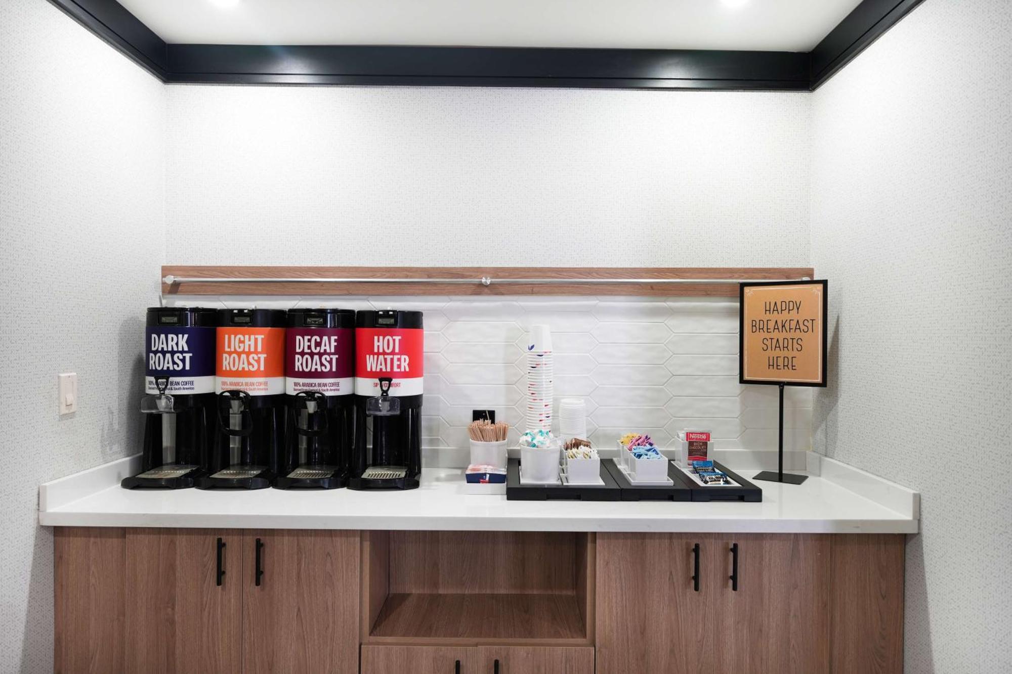 塔尔萨中心汉普顿套房酒店 圖爾薩 外观 照片